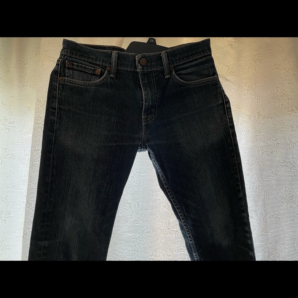 Levi’s - Picture 3 of 3